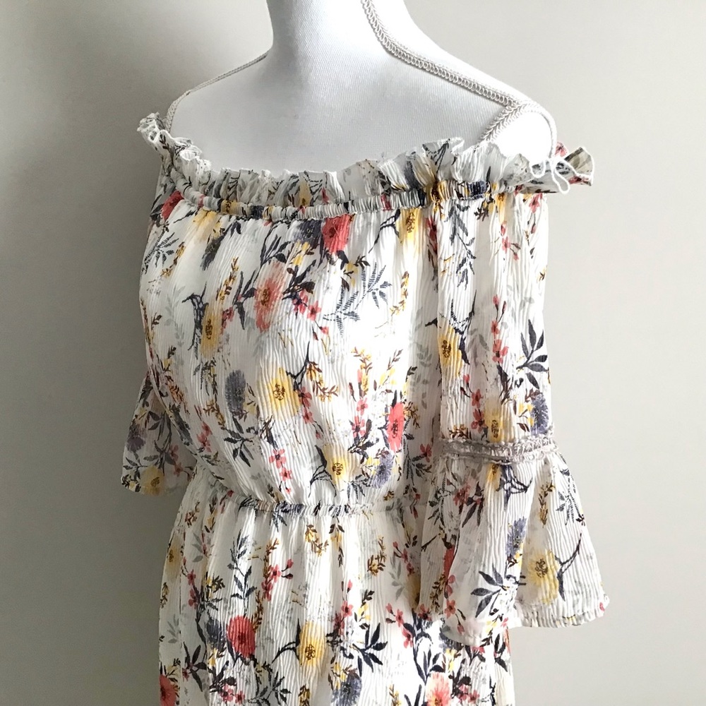 RARE Floral Dresss ASO Alexis Rose in Schitt’s Creek - Picture 7 of 14